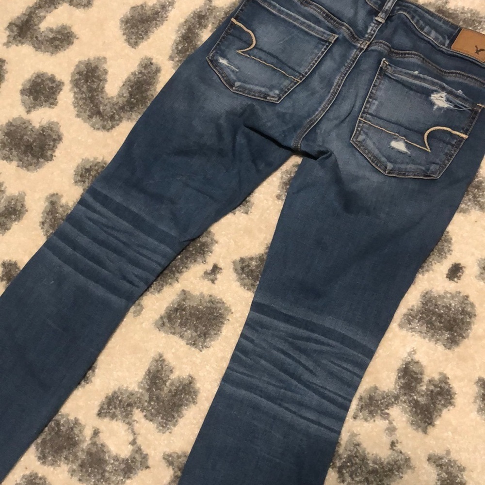 American Eagle Distressed Jegging - Picture 3 of 7